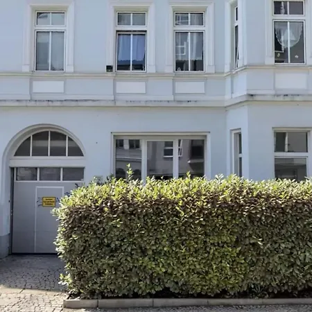 Familienfreundliche Mit Parkplatz Und Balkon Apartman *
