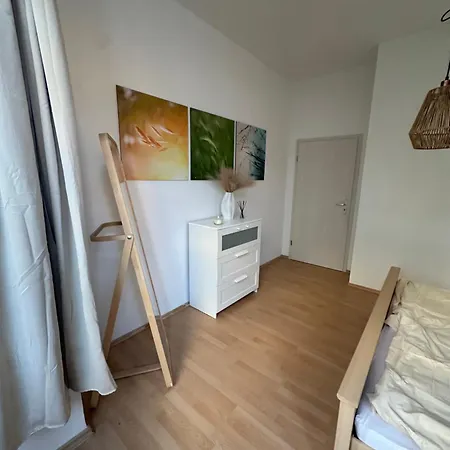 Familienfreundliche Mit Parkplatz Und Balkon *