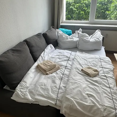 Familienfreundliche Mit Parkplatz Und Balkon *